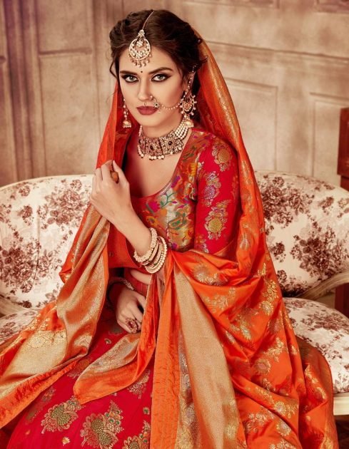 lehengas+with+jewellery